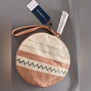 Bloom & Give Circle Clutch-NWT